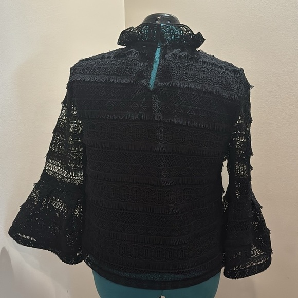 NWOT lace detail top - Picture 6 of 6